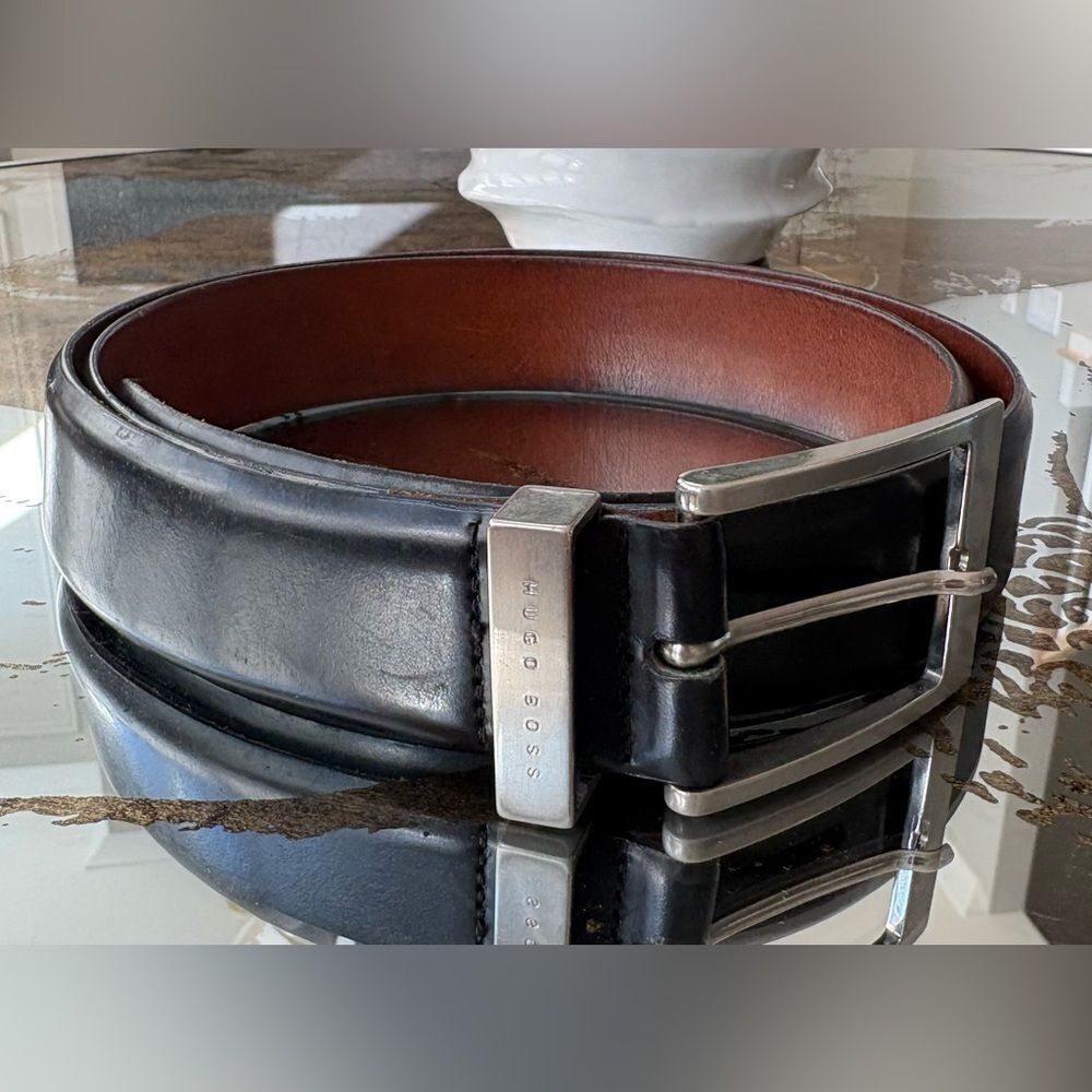 Hugo Boss Men’s Black Leather Belt Silver Buckle 105/40 Made in Germany